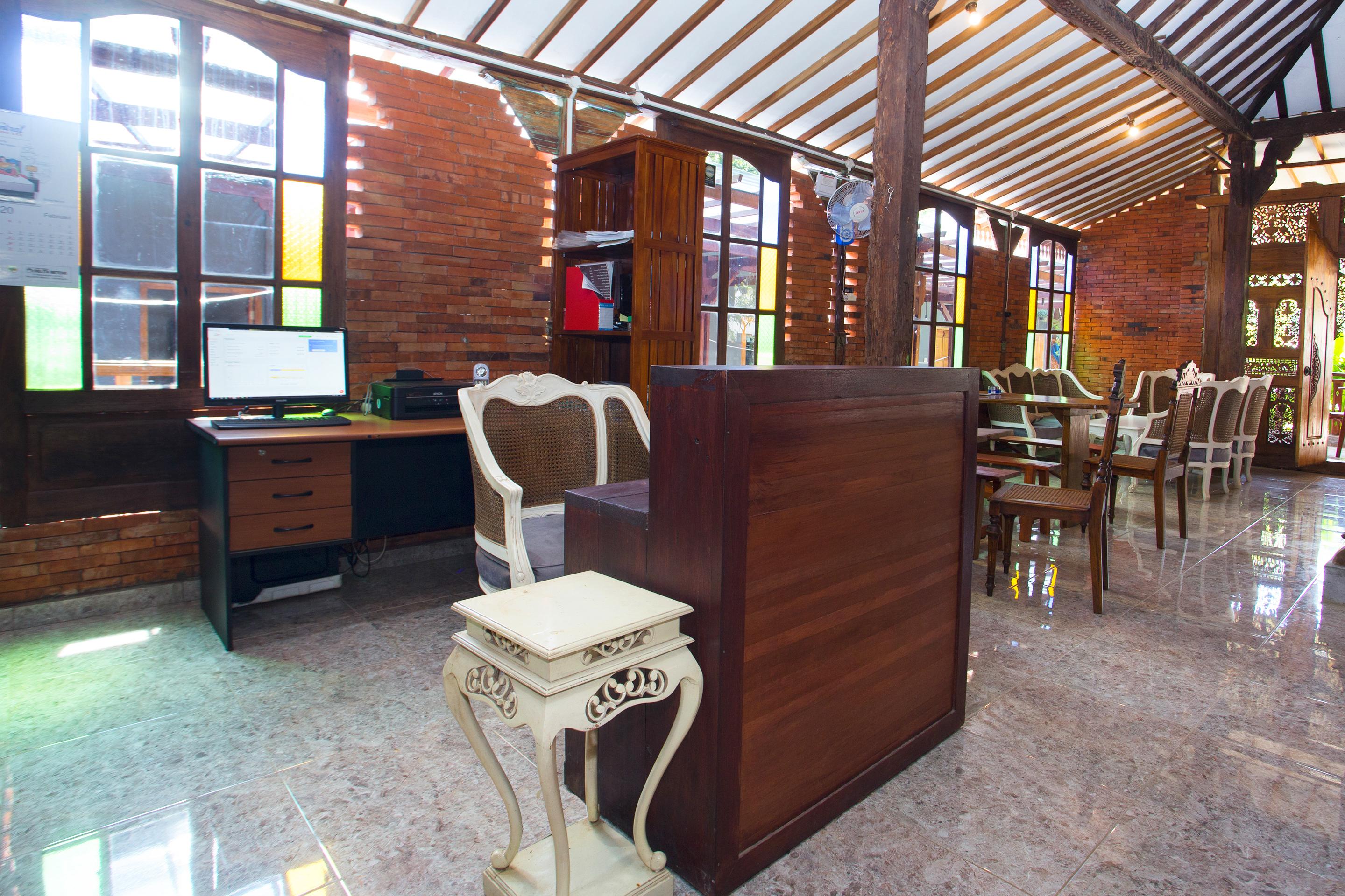 Spot On 2761 Pondok Kartini Jepara Εξωτερικό φωτογραφία
